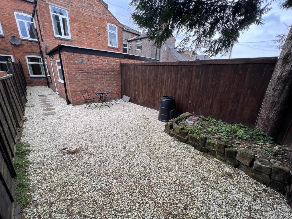 4 bedroom house for rent