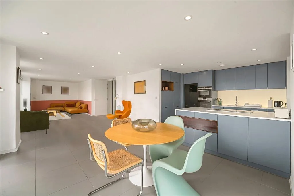 3 bedroom penthouse for rent
