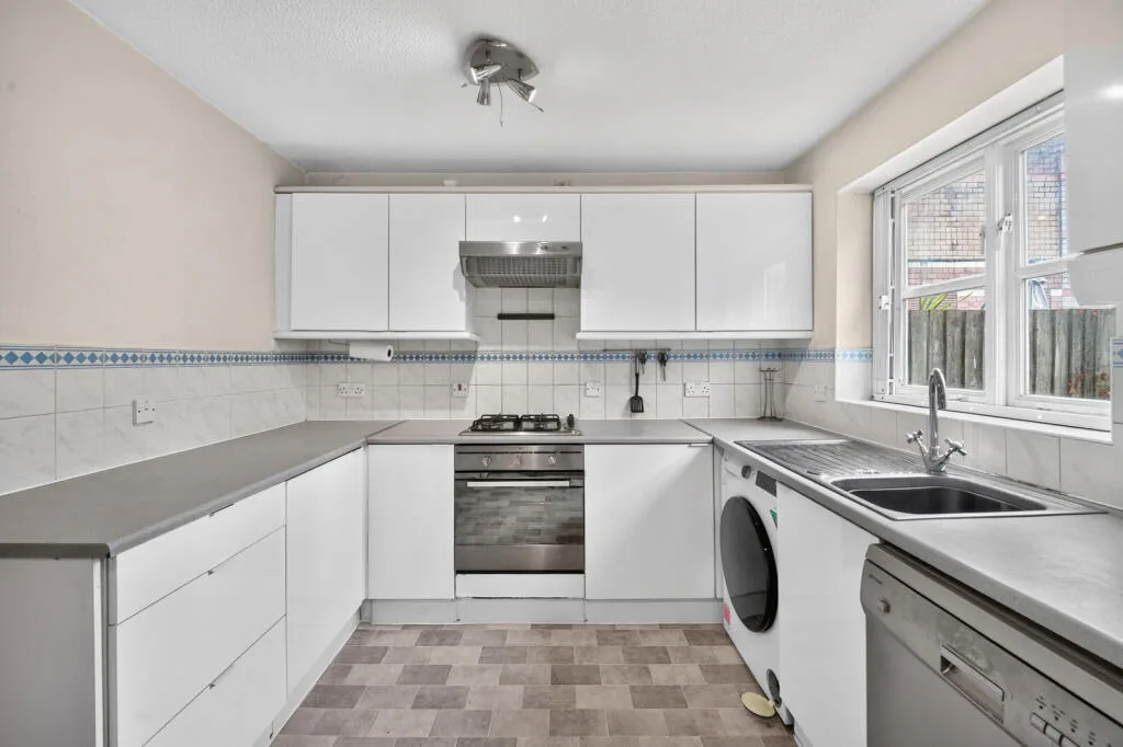 2 bedroom terraced house for rent