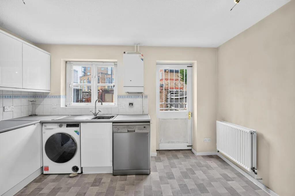 2 bedroom terraced house for rent