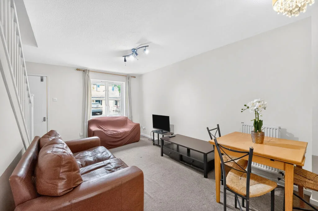 2 bedroom terraced house for rent