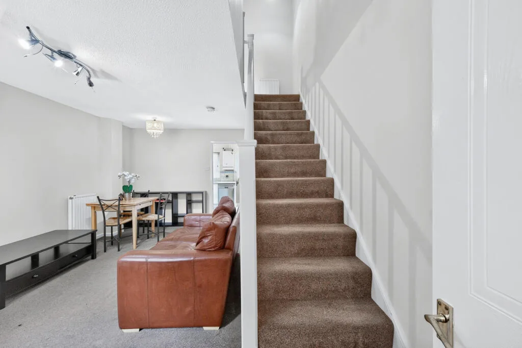 2 bedroom terraced house for rent