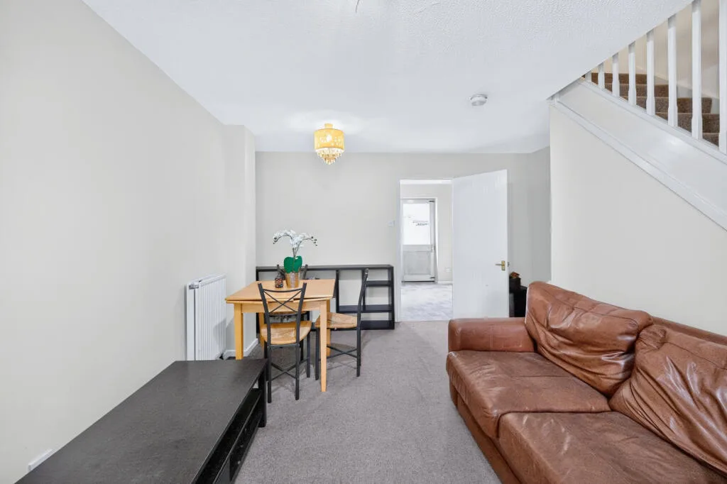 2 bedroom terraced house for rent