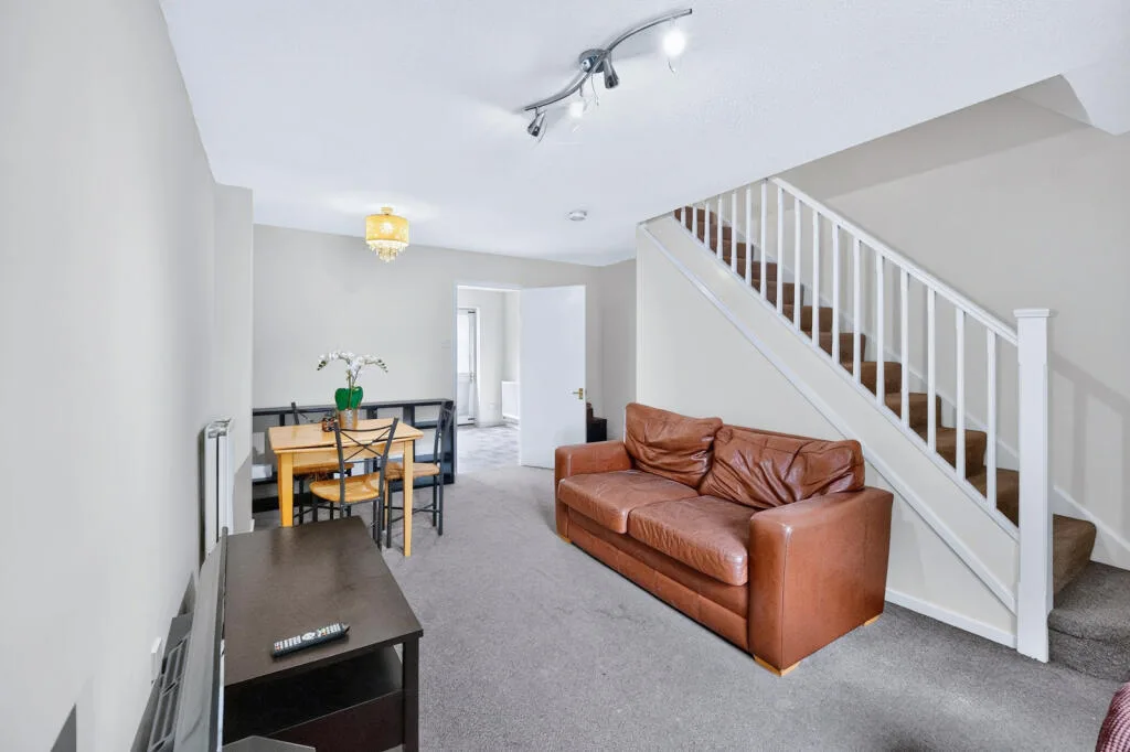 2 bedroom terraced house for rent
