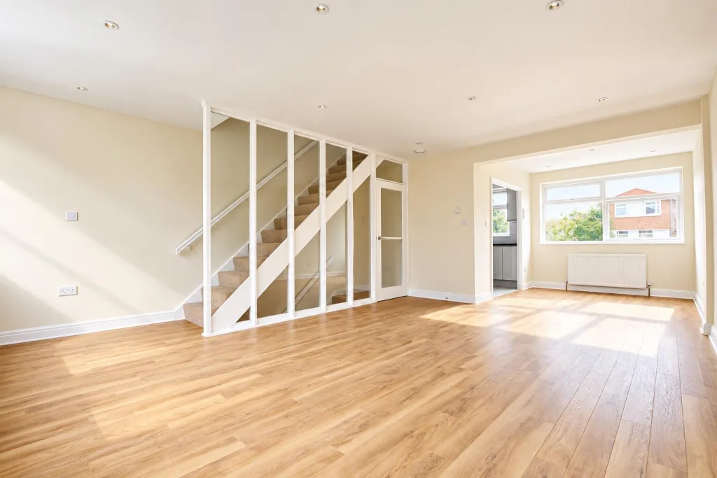 4 bedroom semi-detached house for rent