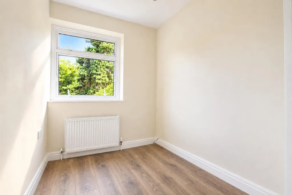 4 bedroom semi-detached house for rent