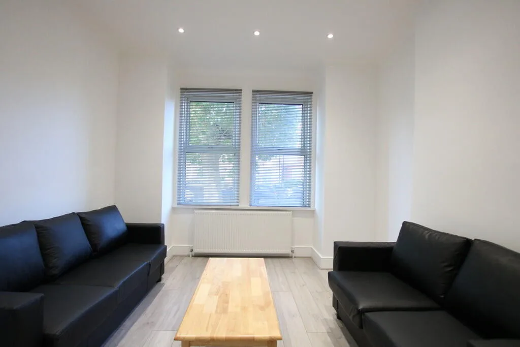 1 bedroom ground floor flat for rent
