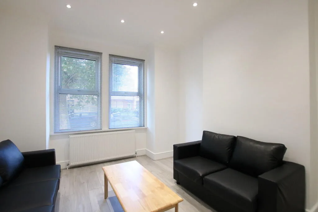 1 bedroom ground floor flat for rent