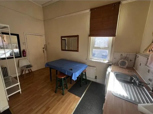 Studio flat for rent
