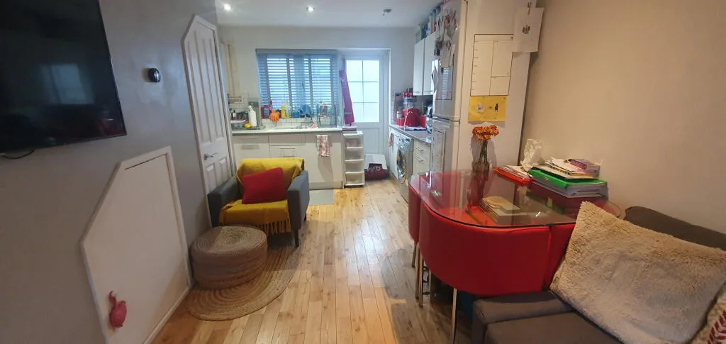 2 bedroom terraced house for rent
