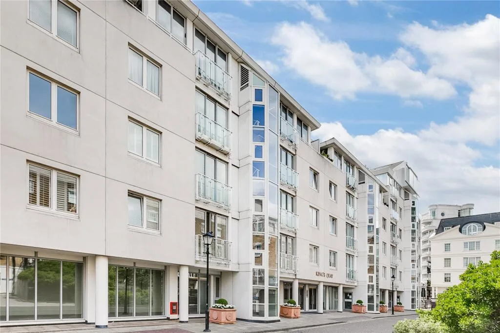 3 bedroom flat for rent