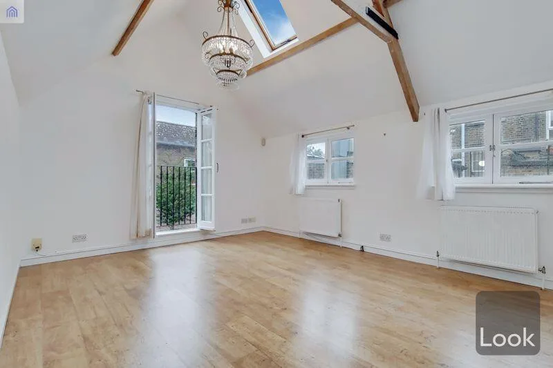 2 bedroom detached house for rent