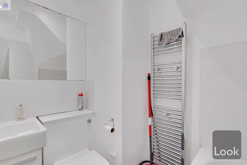 2 bedroom detached house for rent
