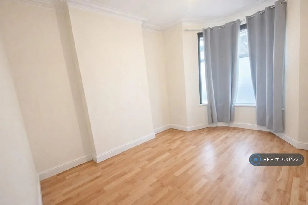 4 bedroom terraced house for rent