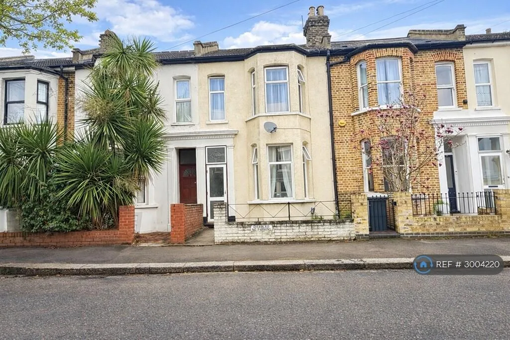 4 bedroom terraced house for rent
