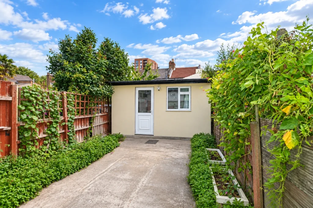 3 bedroom terraced house for rent
