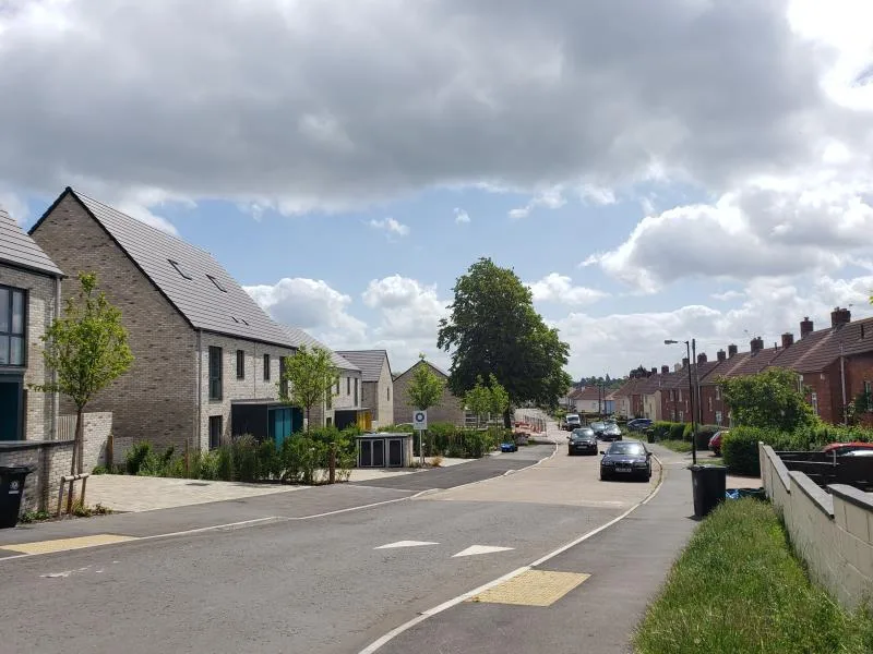 4 bedroom semi-detached house for rent