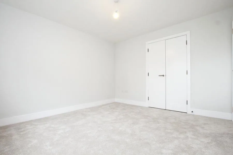 4 bedroom semi-detached house for rent