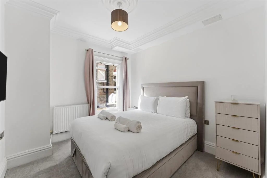 2 bedroom flat for rent