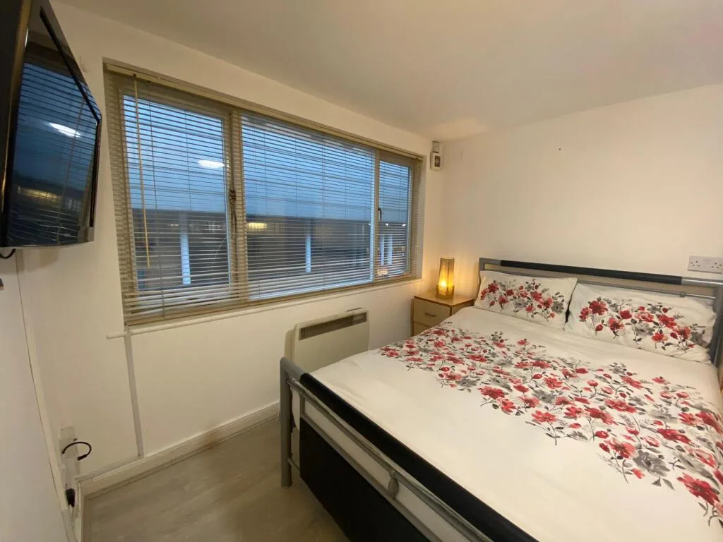 Studio flat for rent