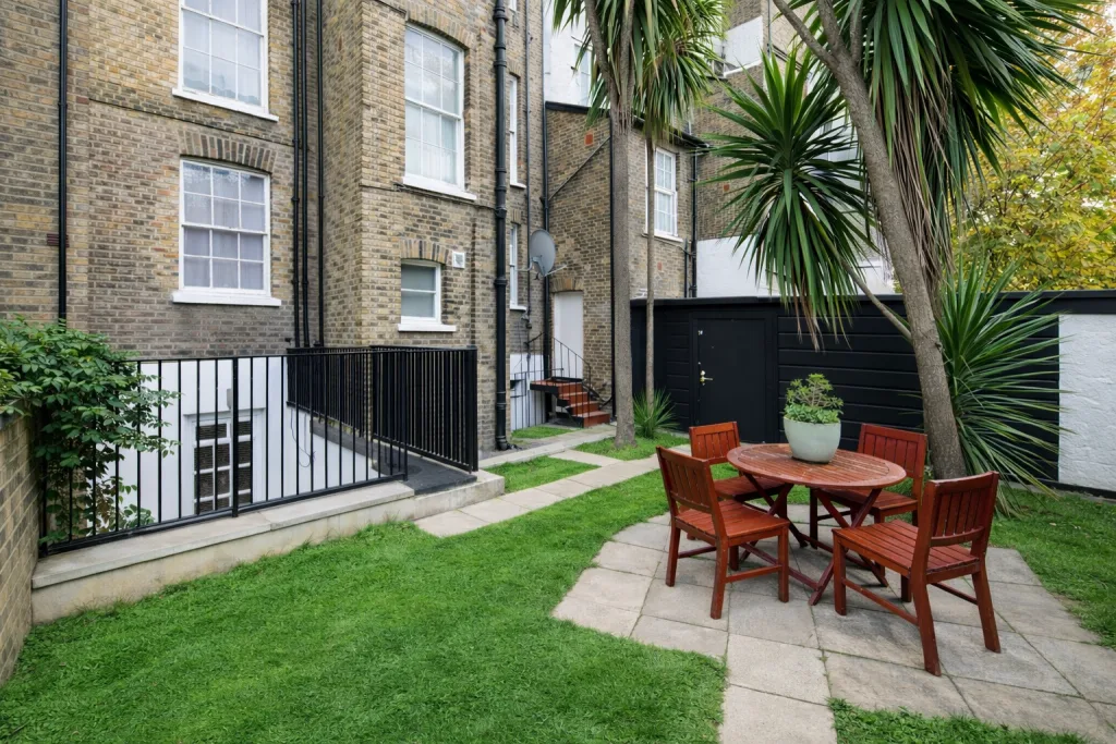 Studio flat for rent