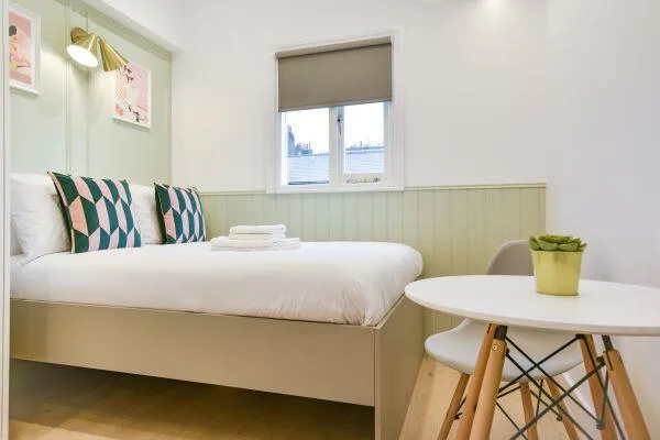 Studio flat for rent