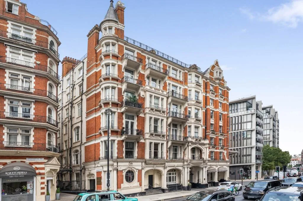 4 bedroom apartment for rent
