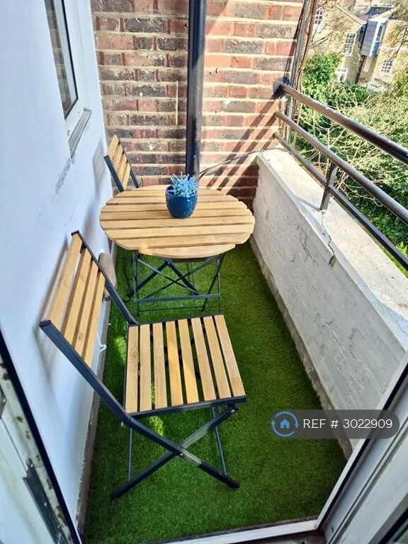 2 bedroom flat for rent