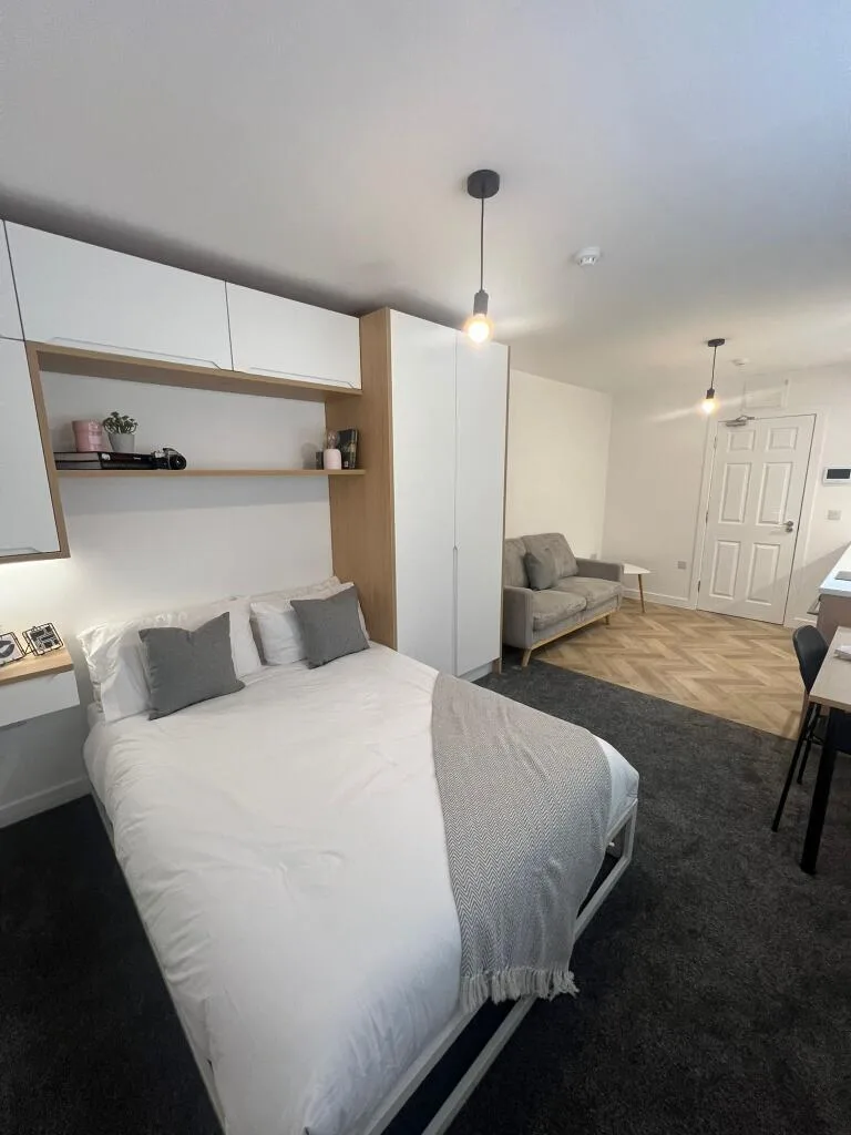 Studio flat for rent