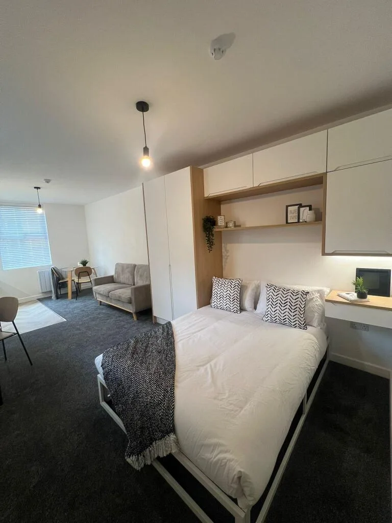 Studio flat for rent
