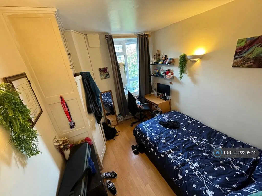 4 bedroom flat for rent