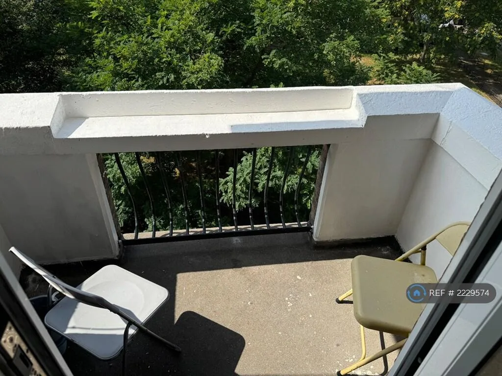 4 bedroom flat for rent