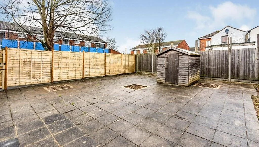 2 bedroom flat for rent