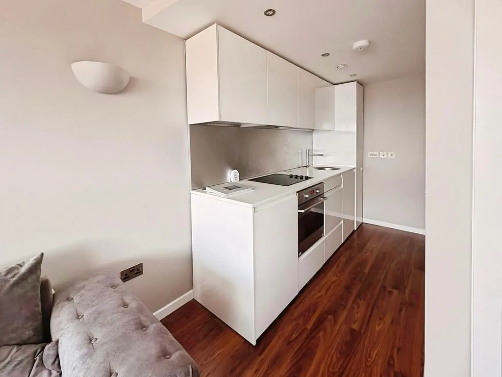 Studio apartment for rent