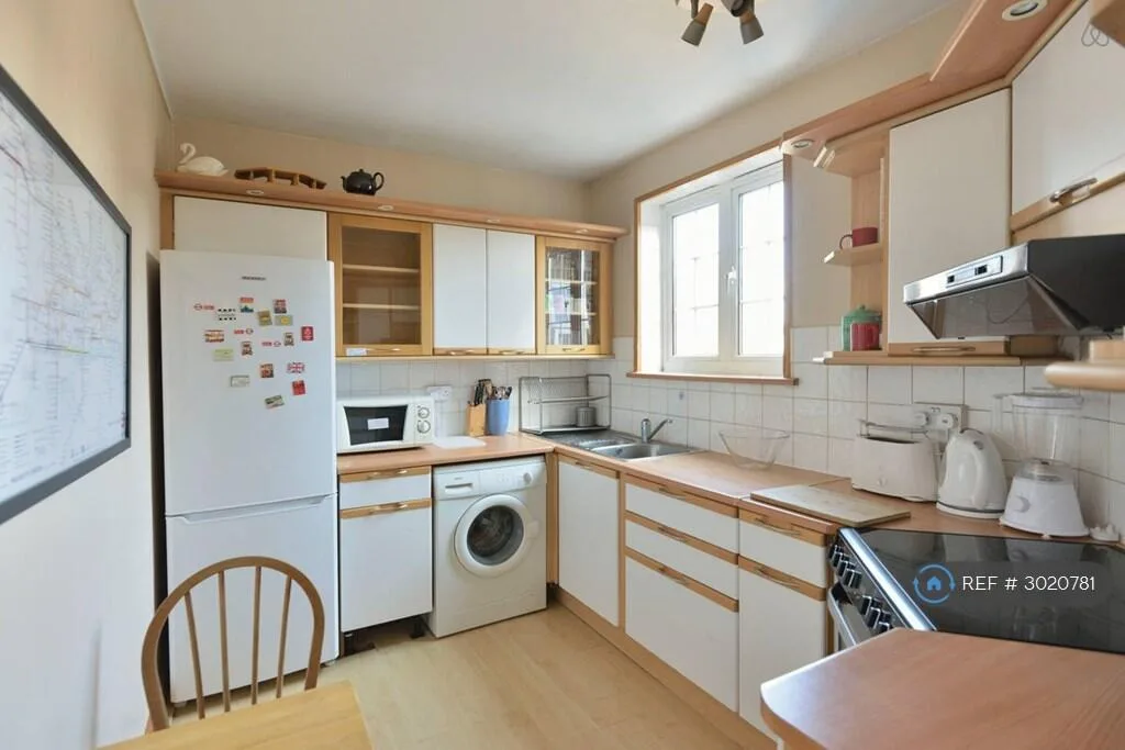 3 bedroom flat for rent