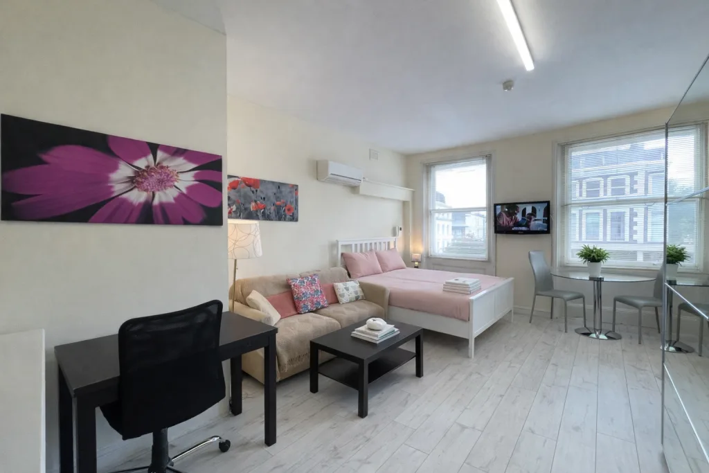 Studio flat for rent