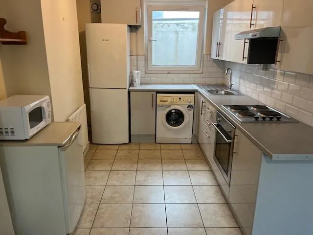 4 bedroom terraced house for rent