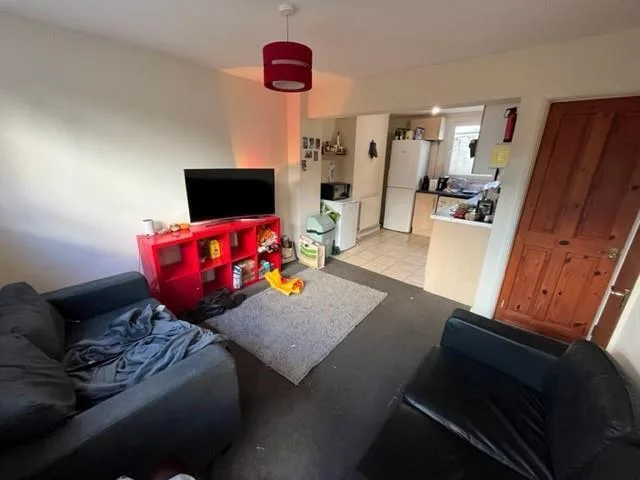 4 bedroom terraced house for rent