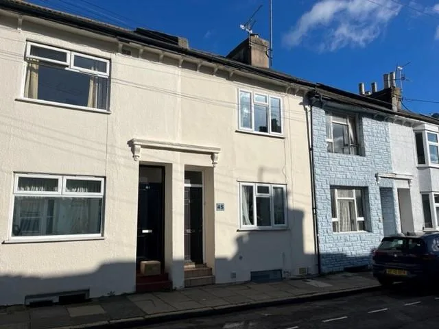 4 bedroom terraced house for rent