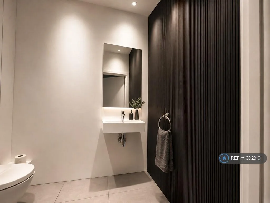 2 bedroom maisonette for rent
