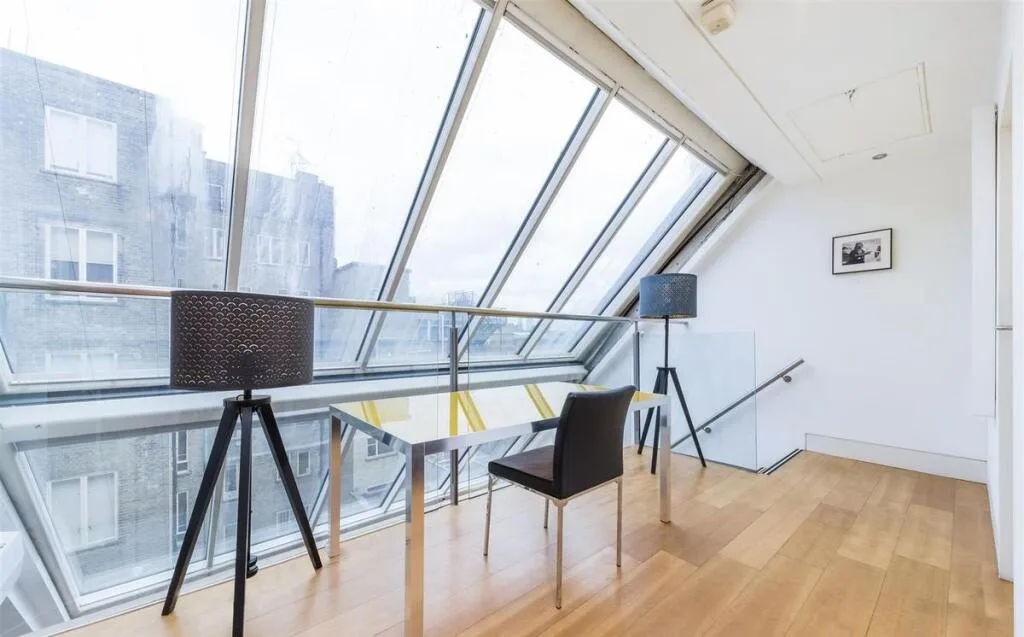 3 bedroom maisonette for rent