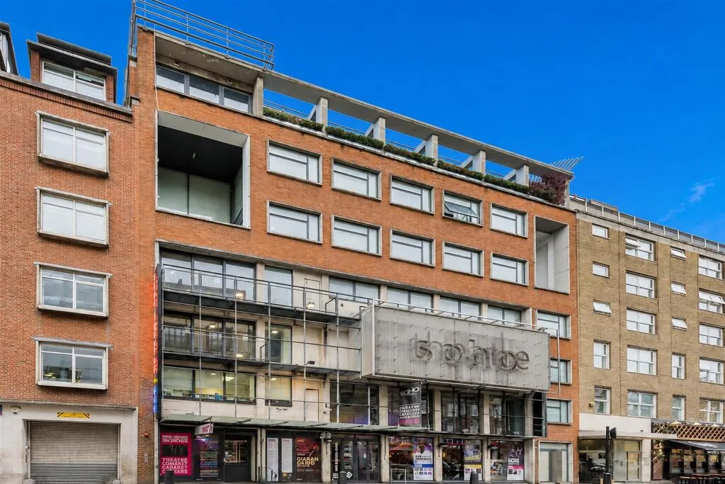 3 bedroom maisonette for rent