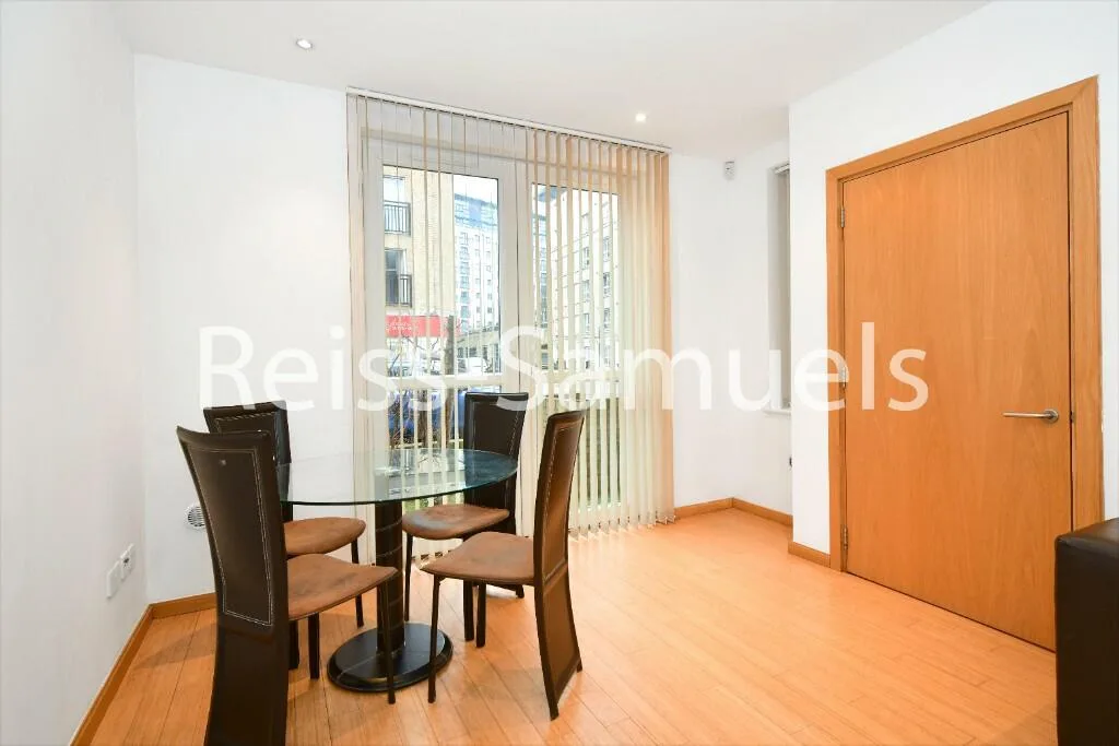 1 bedroom duplex for rent