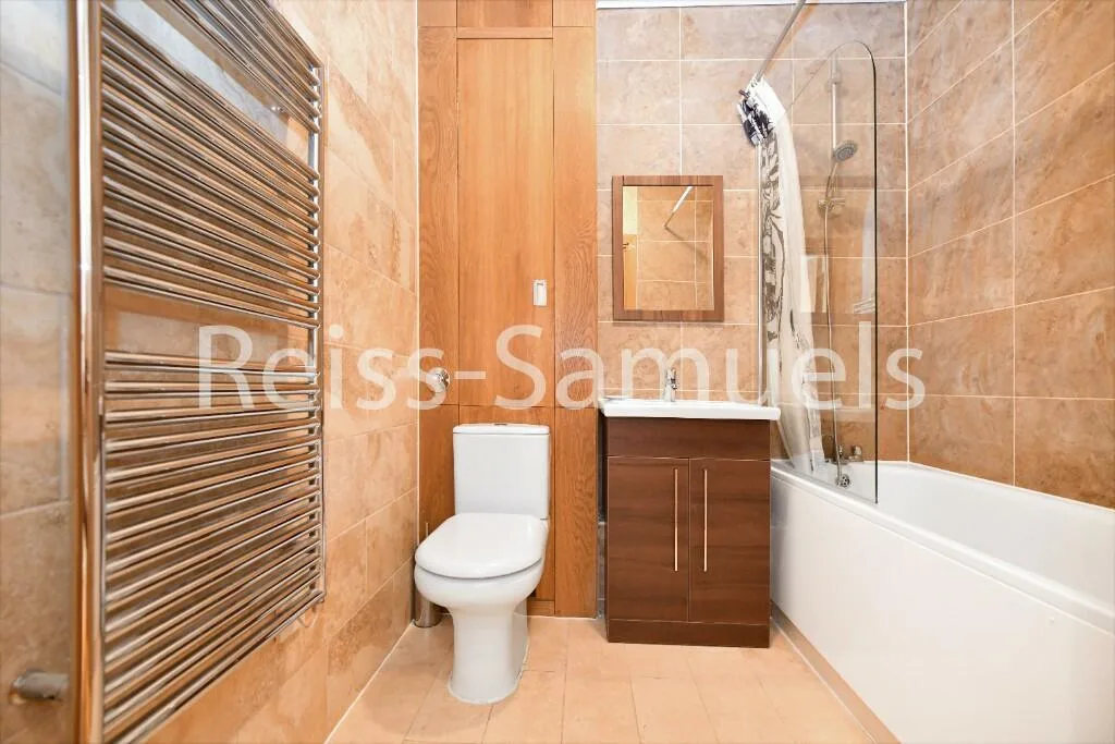 1 bedroom duplex for rent