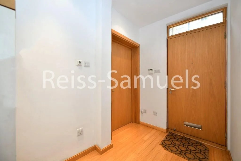 1 bedroom duplex for rent