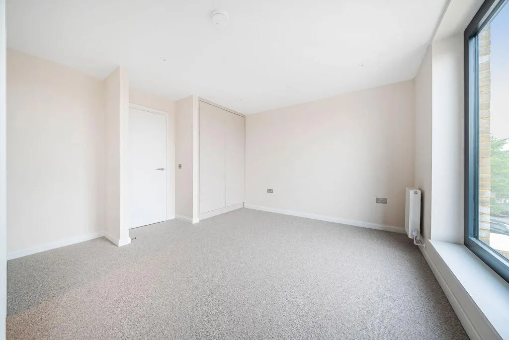 3 bedroom mews property for rent