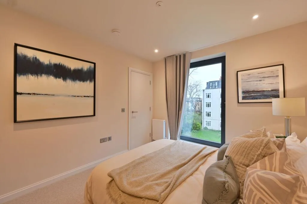 3 bedroom mews property for rent