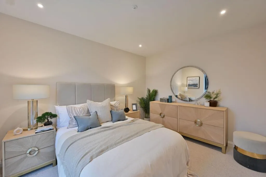 3 bedroom mews property for rent