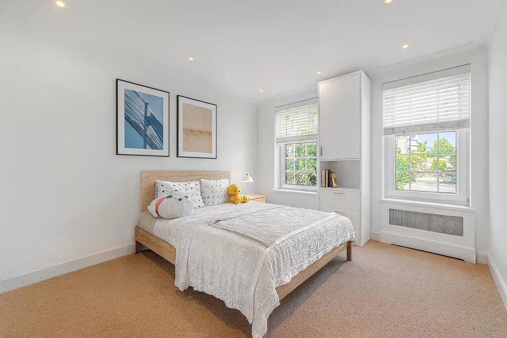 4 bedroom semi-detached house for rent