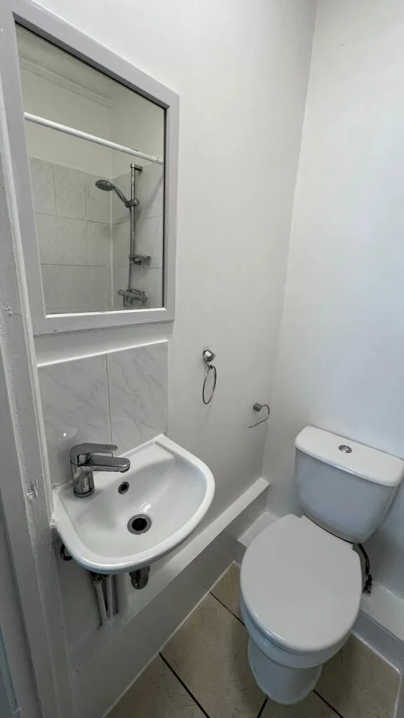 Studio flat for rent